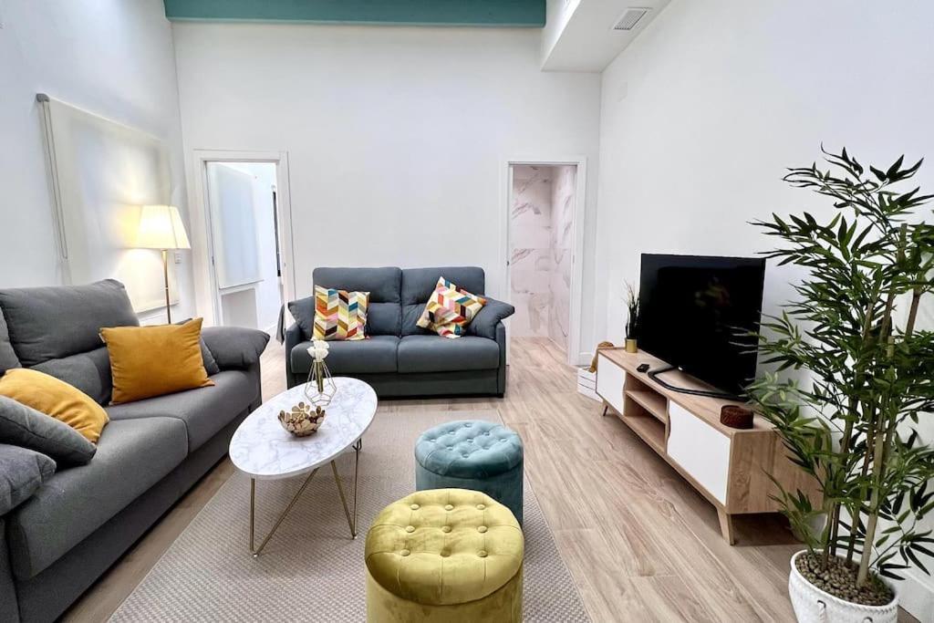 Auxiliadora Luxury Apartment Sevilla Exterior foto